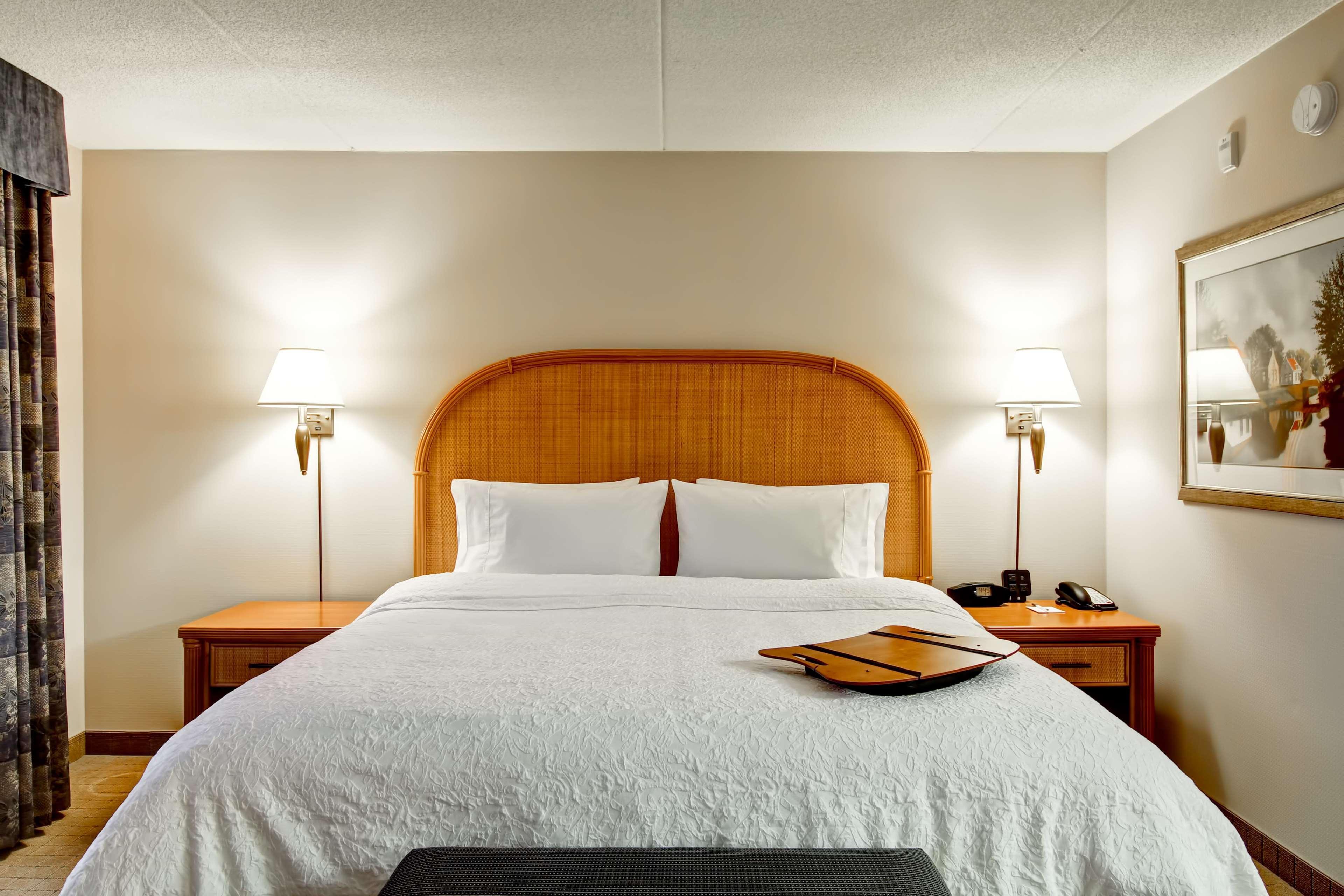 Hampton Inn & Suites Гвелф Екстер'єр фото